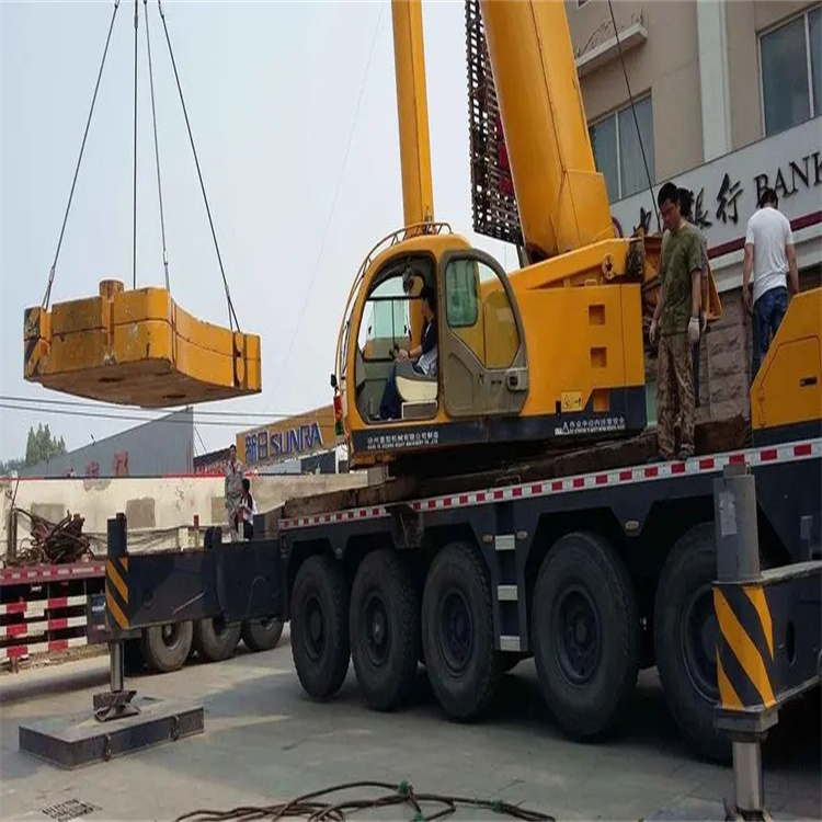 烟台牟平当地吊车出租|机器吊装|75吨|工厂搬迁服务